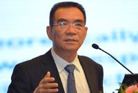 林毅夫意外主张中国下调经济增长目标